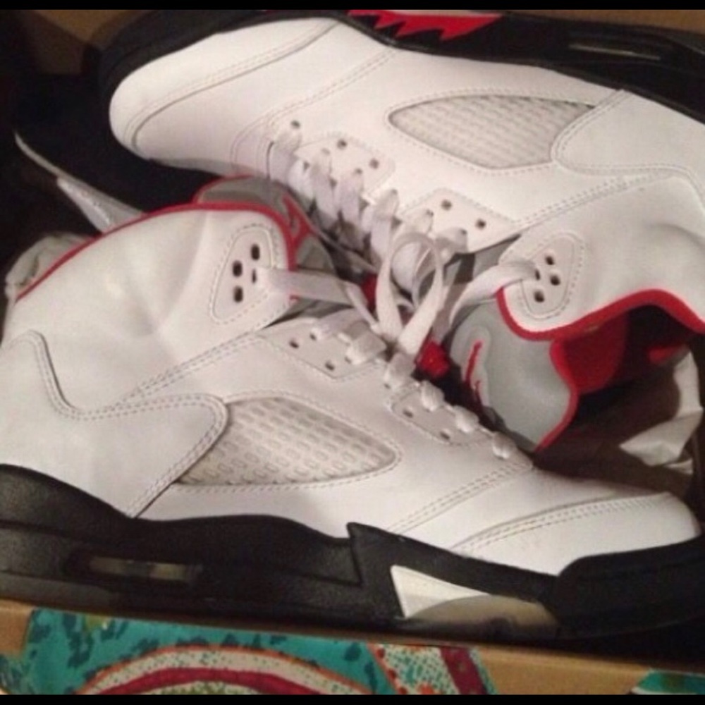 Retro 5 Air Jordan’s